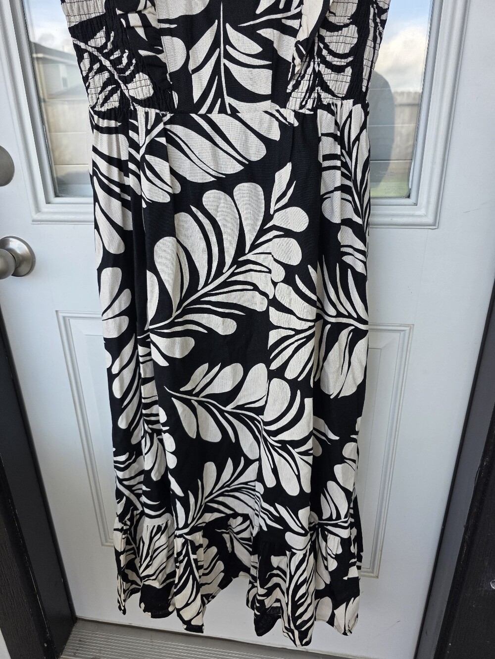 Anne Klein Black White Floral Midi Dress Women Size 2 Ruffle Sleeve V-Neck NWT - Picture 4 of 9